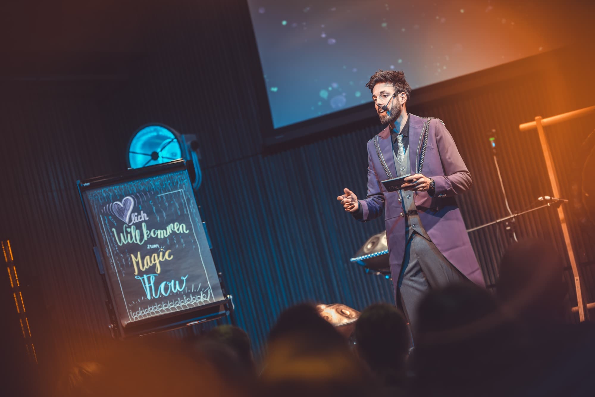 Magic Flow 7 — Jonas auf der Bühne